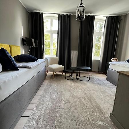 Gutshauszimmer Neu Gaarz Екстер'єр фото