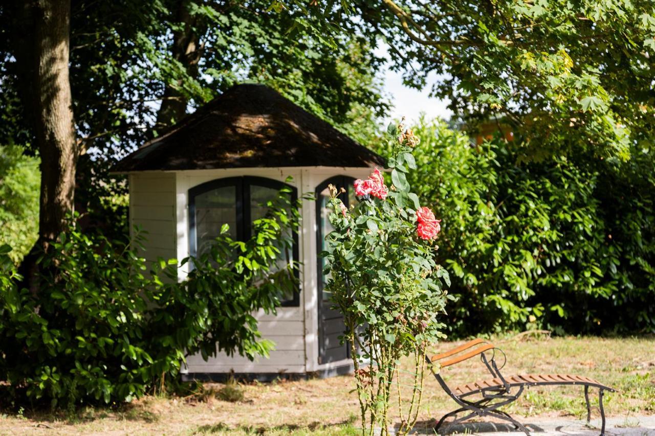Gutshauszimmer Neu Gaarz Екстер'єр фото